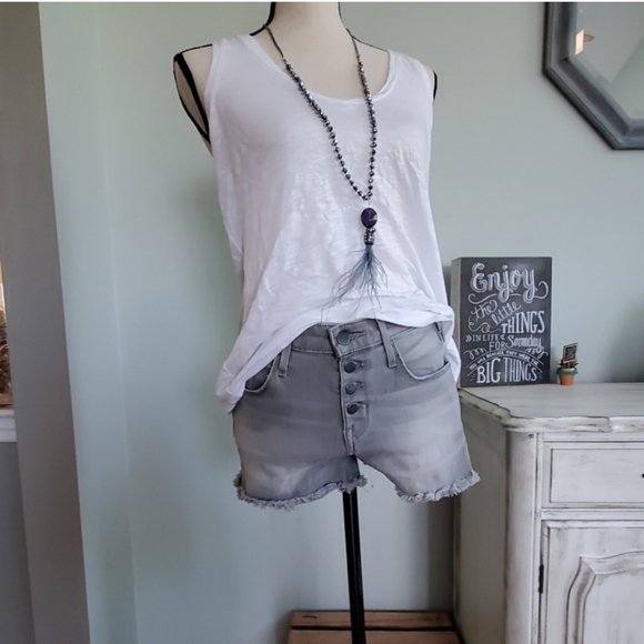 Mossimo Gray Denim High Rise Shorts Size 2 - Picture 3 of 6